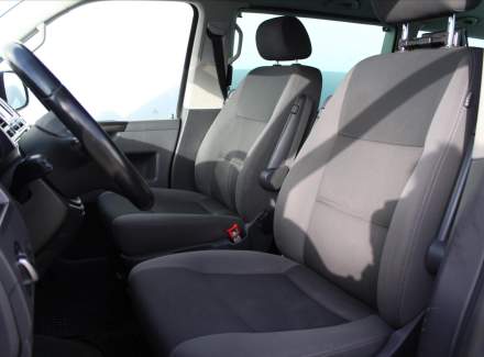 Volkswagen - Multivan