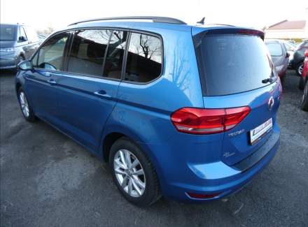Volkswagen - Touran