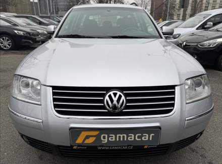 Volkswagen - Passat