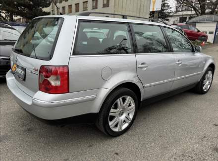 Volkswagen - Passat