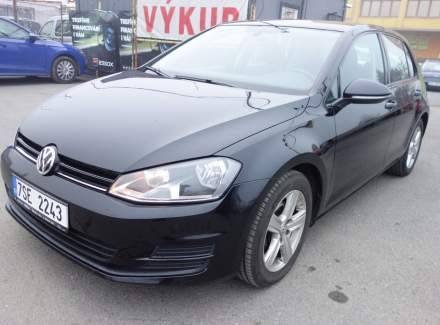 Volkswagen - Golf