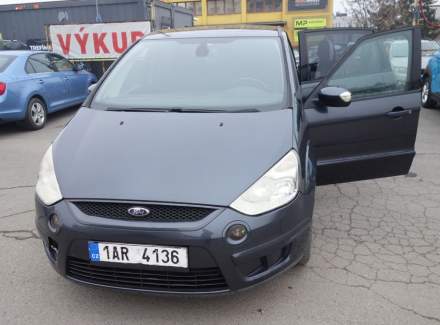 Ford - S-MAX