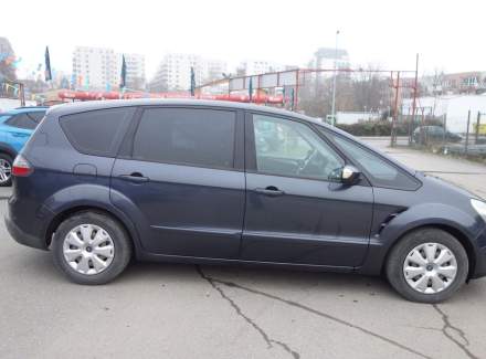 Ford - S-MAX