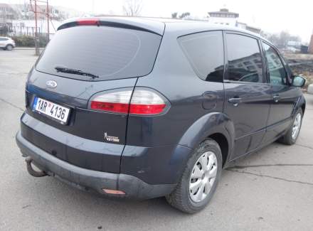 Ford - S-MAX