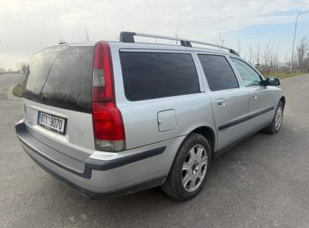 Volvo - V70