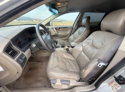 Volvo - V70