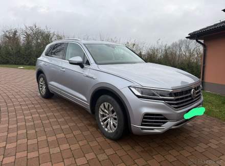 Volkswagen - Touareg