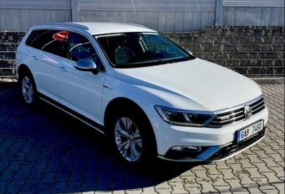 Volkswagen - Passat