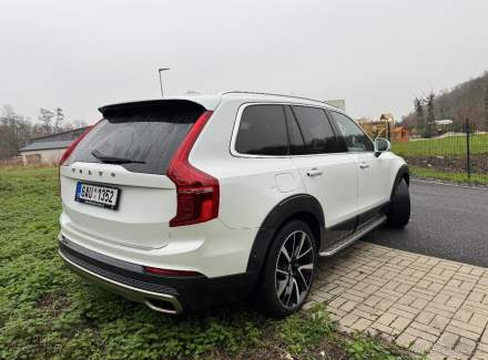Volvo - XC90