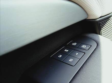 Land Rover - Discovery