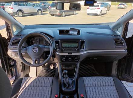Volkswagen - Sharan