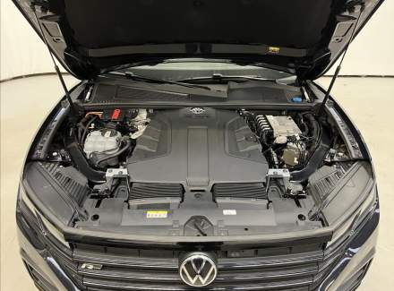 Volkswagen - Touareg