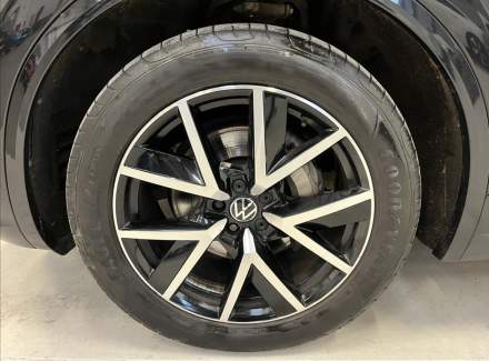 Volkswagen - Touareg