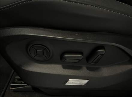 Volkswagen - Touareg