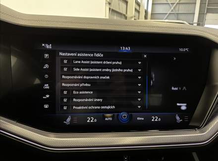 Volkswagen - Touareg