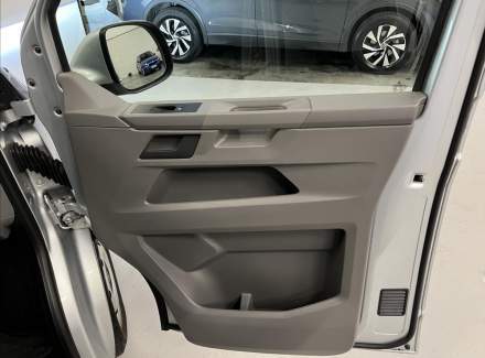 Volkswagen - Caravelle