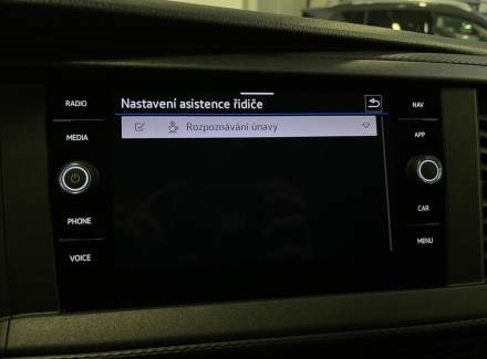 Volkswagen - Caravelle