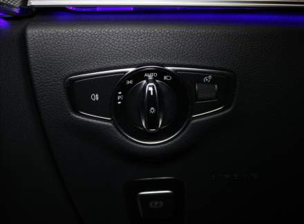 Mercedes-Benz - E-class