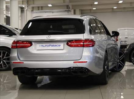 Mercedes-Benz - E-class