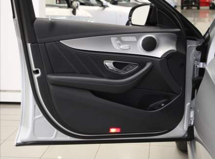 Mercedes-Benz - E-class