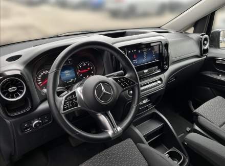 Mercedes-Benz - Vito