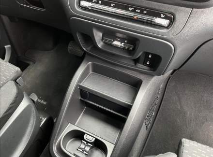 Mercedes-Benz - Vito