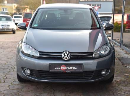 Volkswagen - Golf
