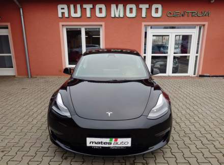 Tesla - Model 3