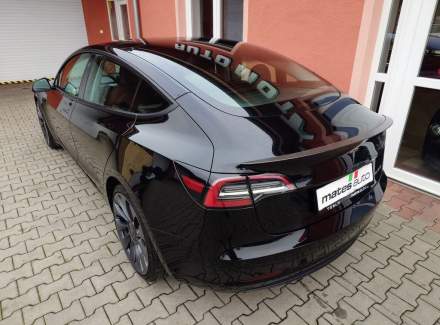 Tesla - Model 3