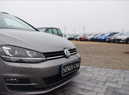 Volkswagen - Golf
