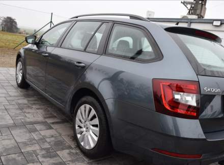 Škoda - Octavia