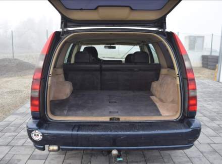 Volvo - V70