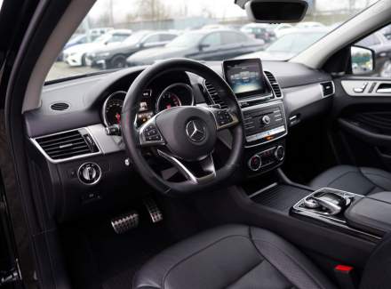 Mercedes-Benz - GLE