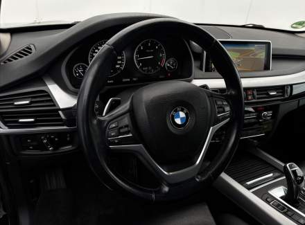 BMW - X5