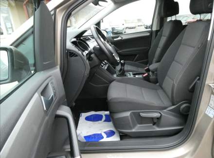 Volkswagen - Touran