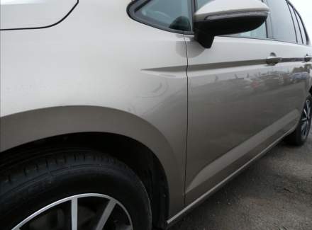 Volkswagen - Touran