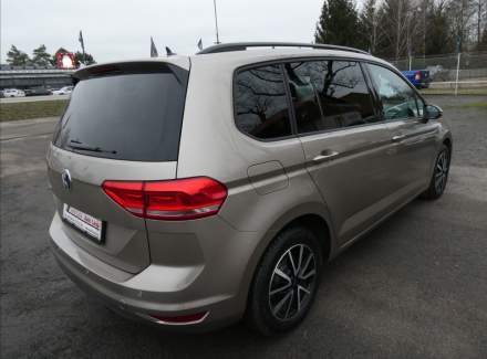 Volkswagen - Touran
