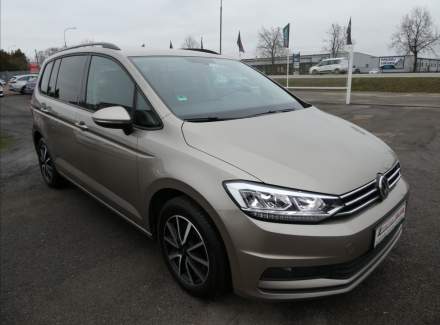 Volkswagen - Touran