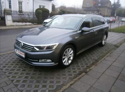 Volkswagen - Passat