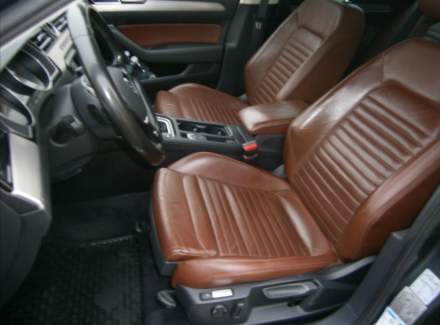 Volkswagen - Passat