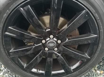 Land Rover - Range Rover Velar