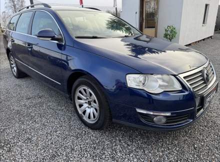 Volkswagen - Passat