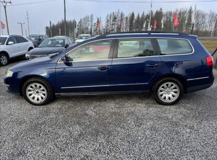 Volkswagen - Passat