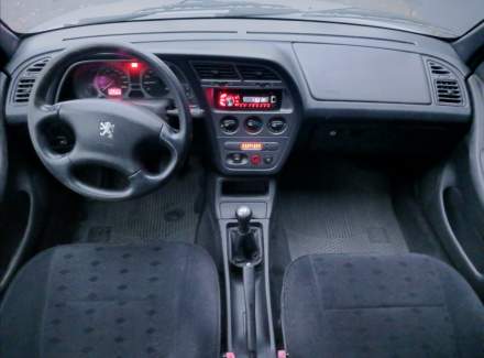 Peugeot - 306