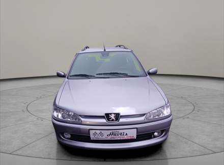 Peugeot - 306