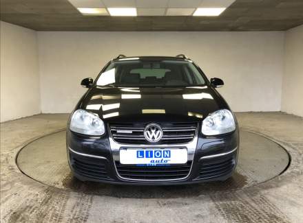 Volkswagen - Golf