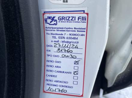 Land Rover - Range Rover Evoque