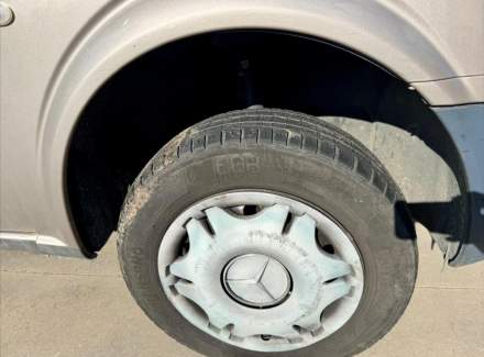 Mercedes-Benz - Vito