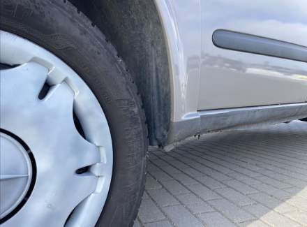 Mercedes-Benz - Vito