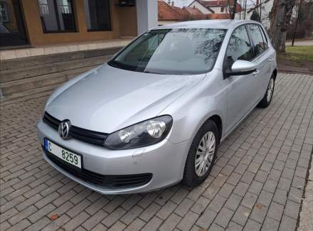 Volkswagen - Golf